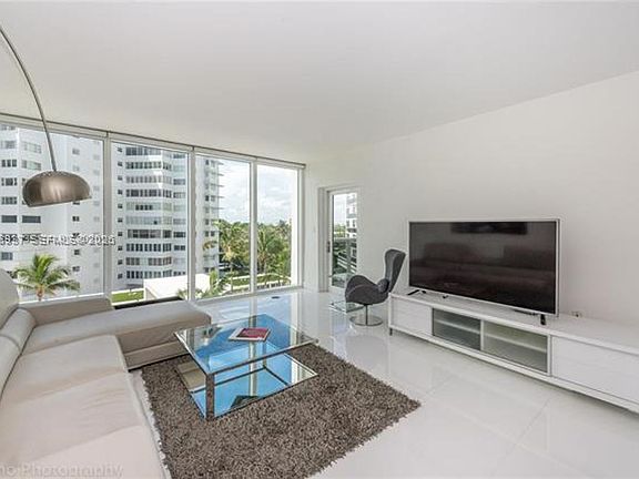3rd image of 10275 Collins Ave #Cu-416