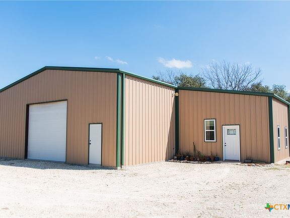 2nd image of 104 Winding River Rd