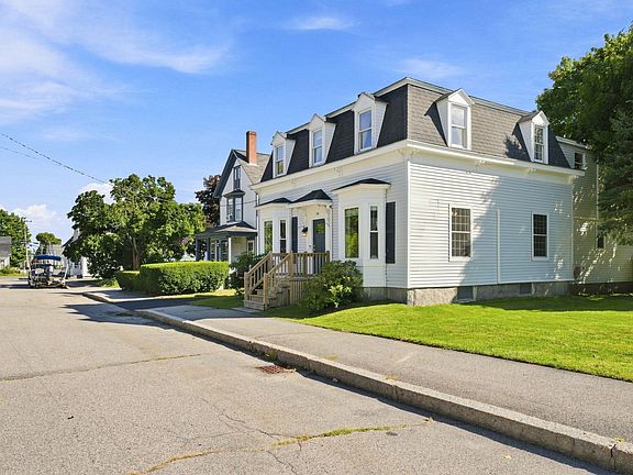 3rd image of 18 Dyer Street