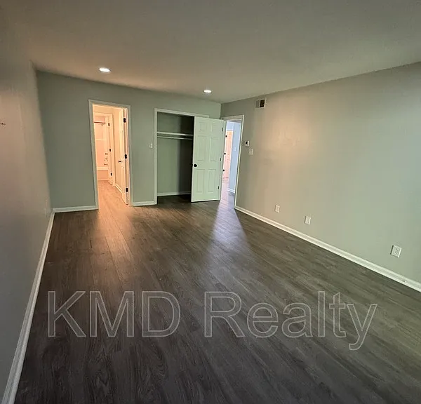 2501 Kilborne Dr #D — Photo 9