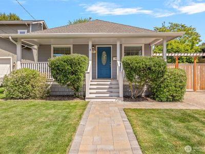 3228 39th Avenue SW, Seattle, WA, 98116