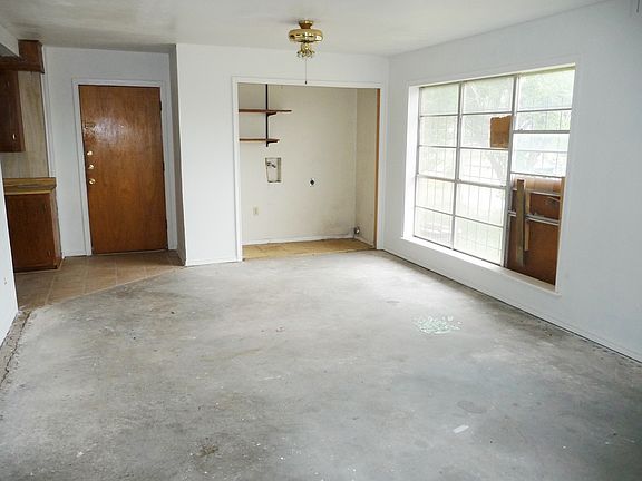 5th image of 2719 Tampico Dr