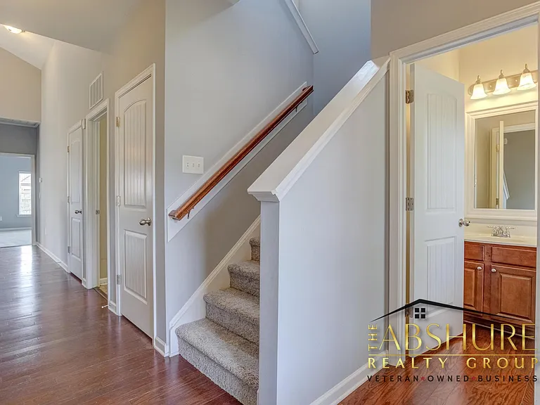 535 Smithridge Way — Photo 4