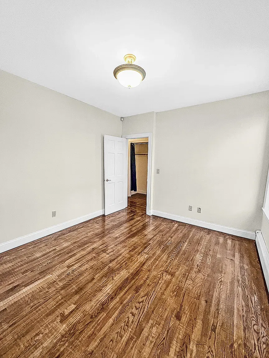 559 West 186th Street — Photo 2