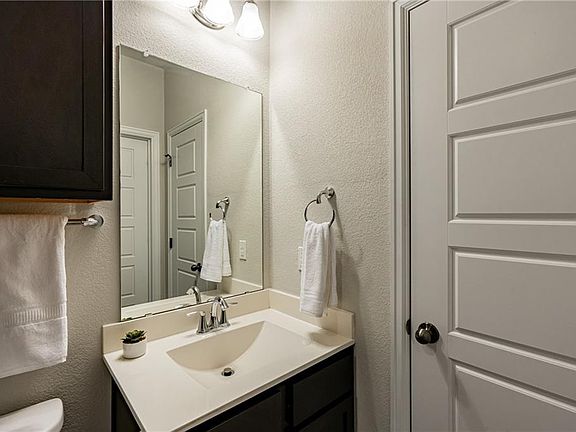 5th image of 1413 Waterloo Shore Ln Unit 12