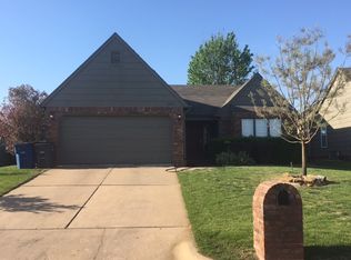 8810 E 95th St, Tulsa, OK 74133