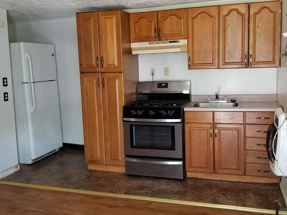 1st image of 108 Market St APT 2