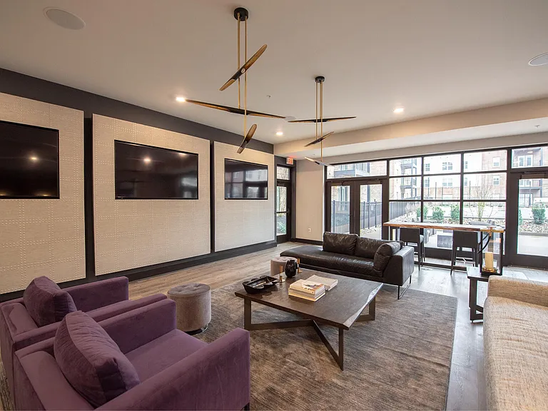 Gateway Lofts — Photo 21
