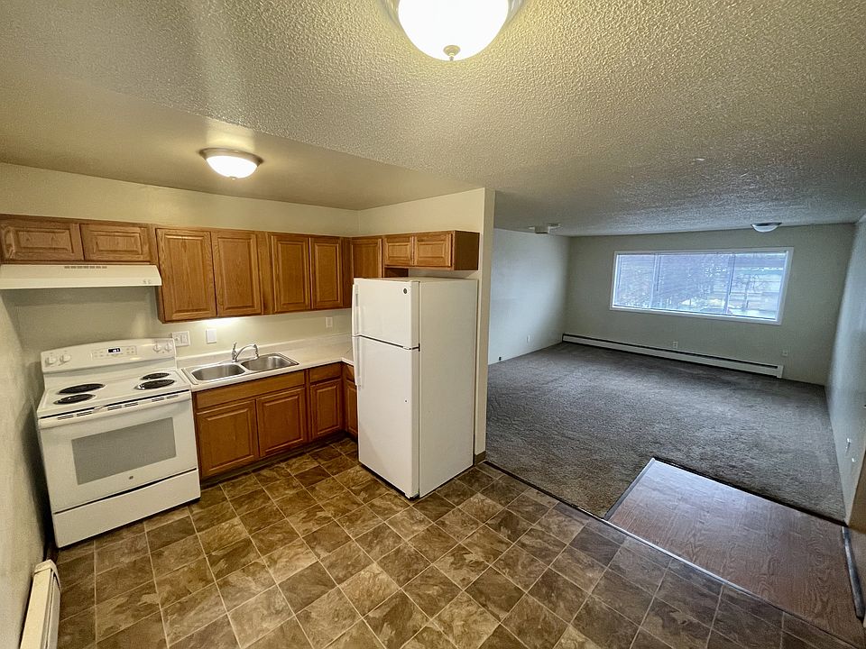 1st image of 1353 W 27th Ave #4