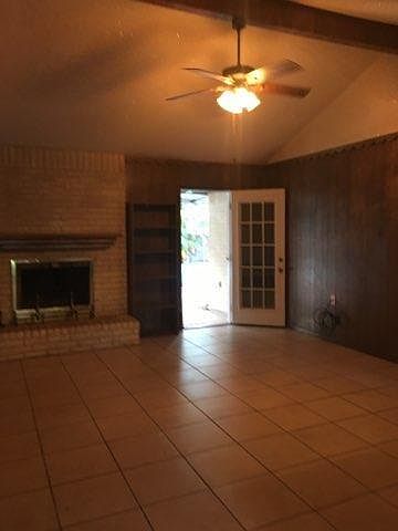 1st image of 523 Teresa Dr