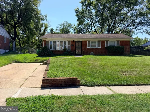 7105 Giddings Dr, Capitol Heights, MD 20743