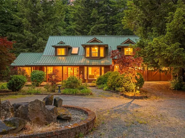 1880 Forest Hill Pl, Nanaimo, BC V9X 1T2