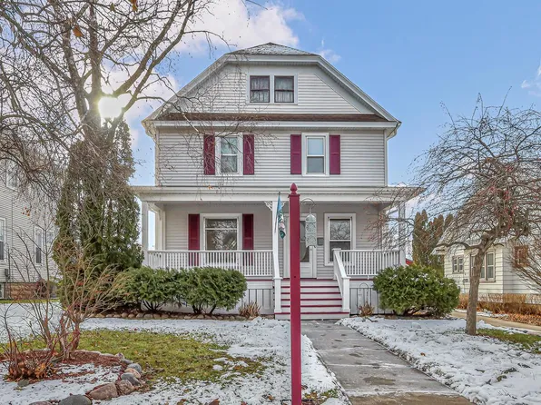 1011 Kensington AVENUE, Plymouth, WI 53073