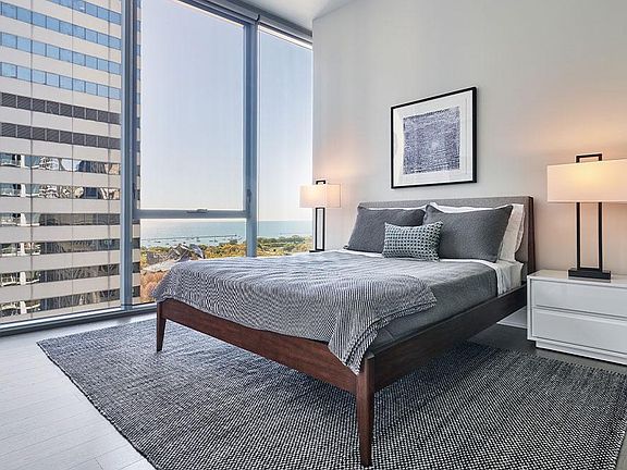5th image of 8 Randolph Ave #1812