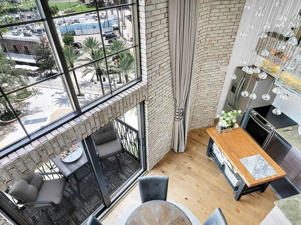 101 N Clematis St APT 513, West Palm Beach, FL 33401