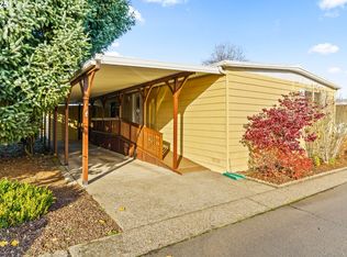 1800 Lakewood Ct SPACE 127, Eugene, OR 97402