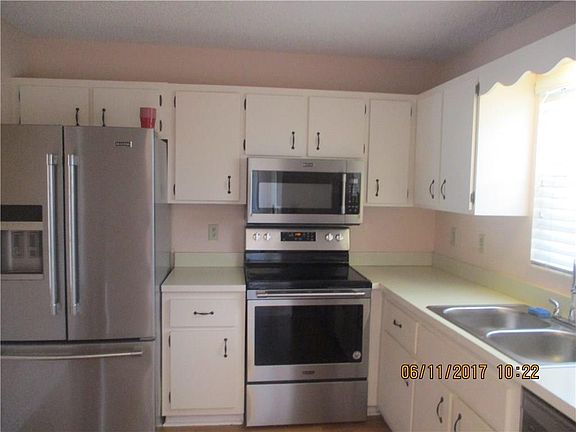 3rd image of 1122 25th St