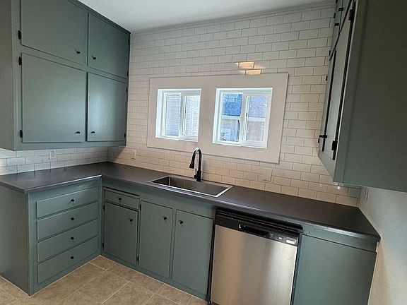 4th image of 1456 Magnolia Ave #A