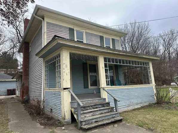 111 N Mill St, Mount Carroll, IL 61053