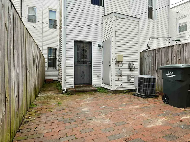1318 Florida Ave NE — Photo 22