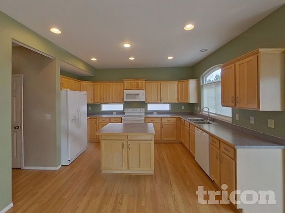 4th image of 6015 Fescue Dr