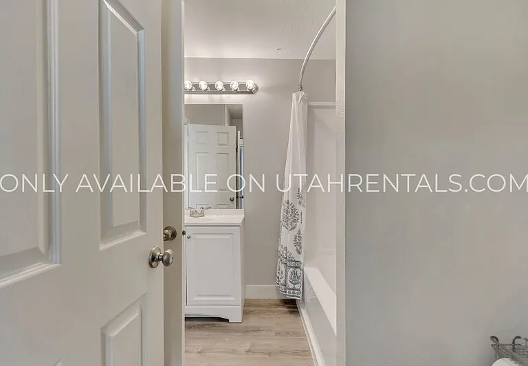 1731 Garden Dr — Photo 11