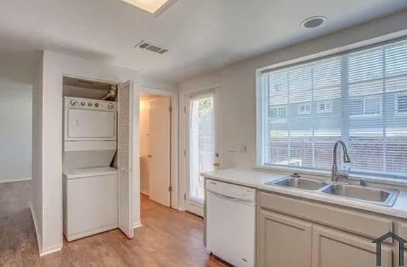 2nd image of 503 Daniels Ave