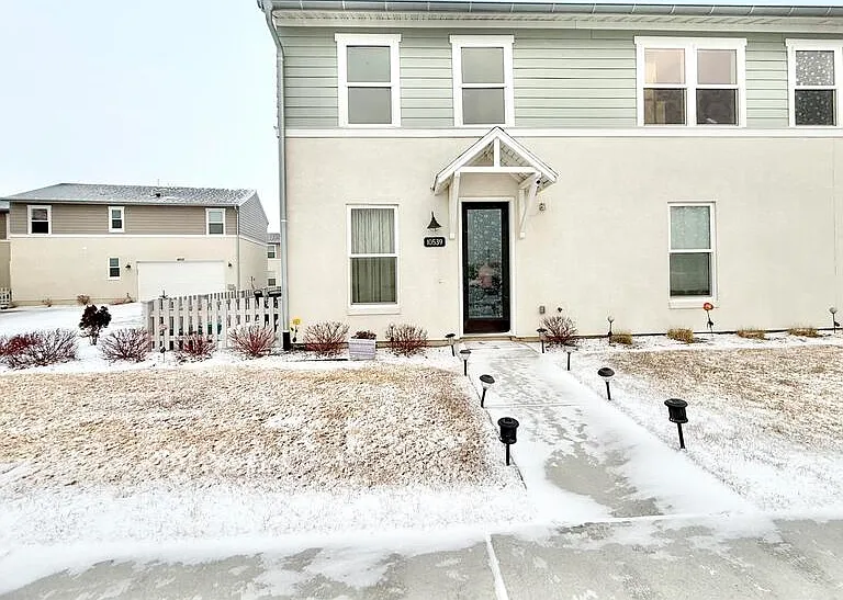 10539 S Liv Way #S — Photo 1