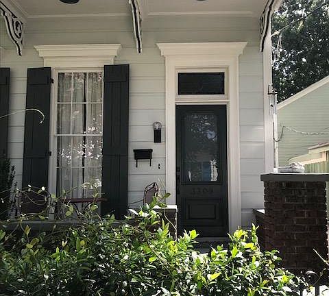 2nd image of 3309 Dumaine St