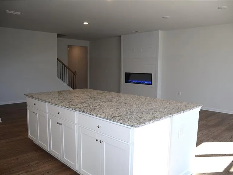 1121 Point Place Dr — Photo 7
