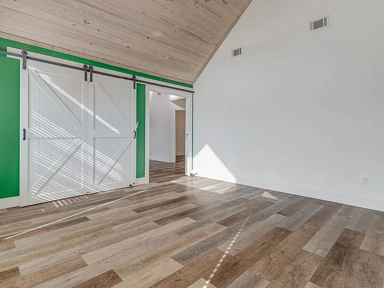 10008 Calle De Palencia — Photo 21