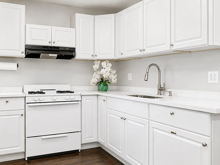 24 Tracey St #1 — Photo 2