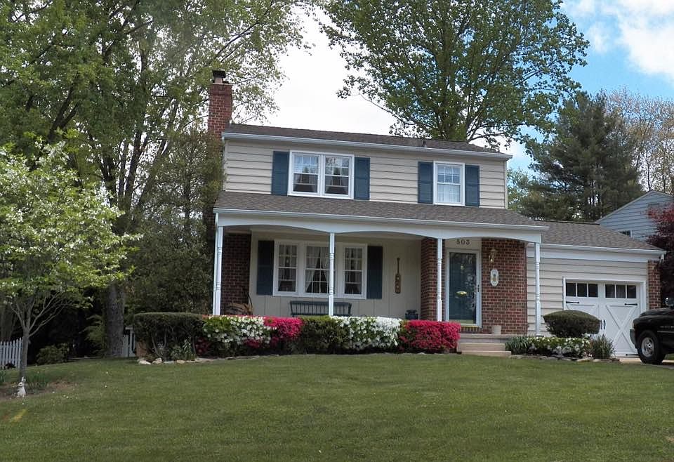 1st image of 503 Cedarwood Ct