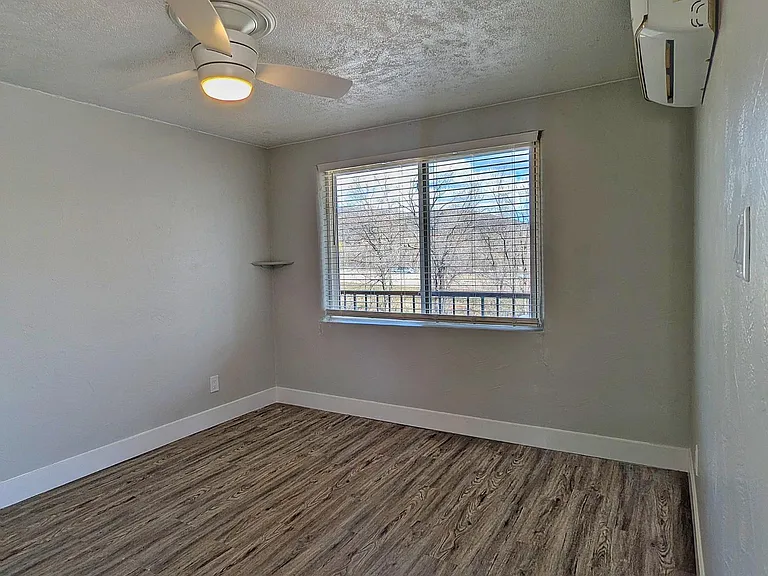 3737 Red Canon Ave #5 — Photo 7