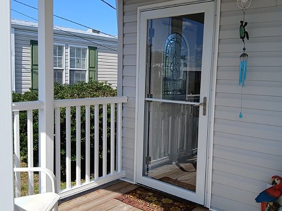 4th image of 37 Hopetown Rd #37