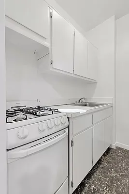 Rented by Brown Harris Stevens | media 17