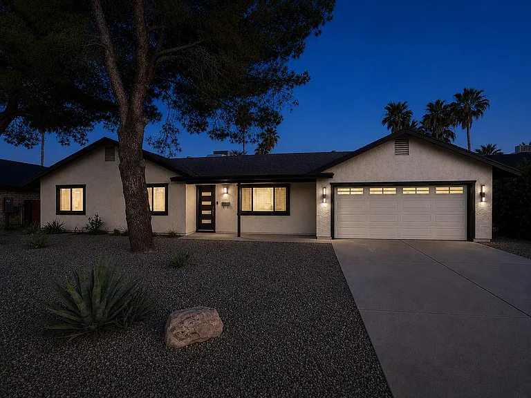 8611 E Vista Dr — Photo 2