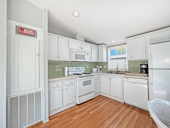 2nd image of 399 Quinto Ln