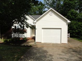 905 Finchurch Cir, Wake Forest, NC 27587