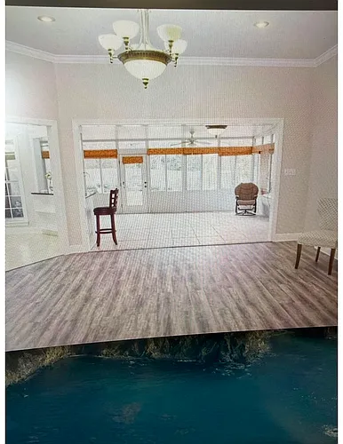 102 Essex Ct Photo 1