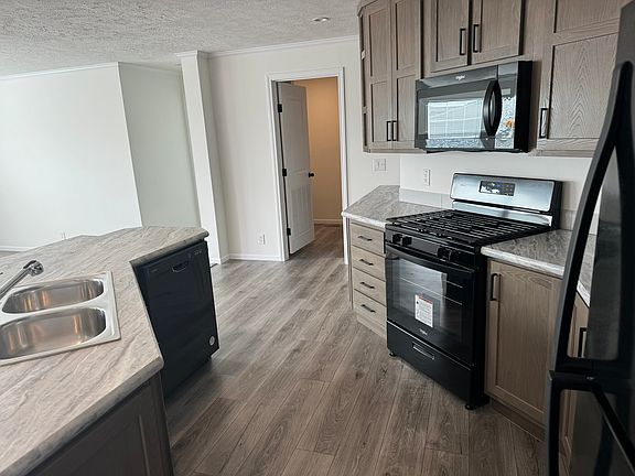 3rd image of 286 Jordon Ct #286