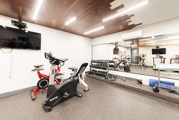 Rented by Maplewood Management | media 49