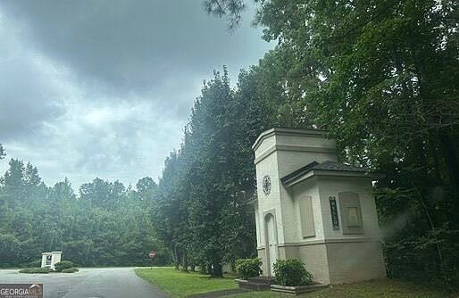2nd image of 349 Lakeridge Dr