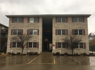 431 Creekside Dr, Morgantown, WV 26508