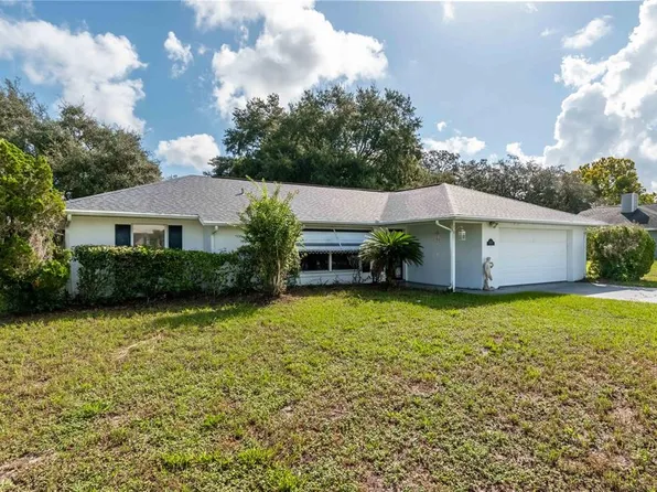 35241 Queens Way, Fruitland Park, FL 34731