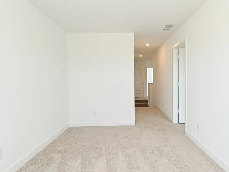 8118 Ridge Line Dr — Photo 43