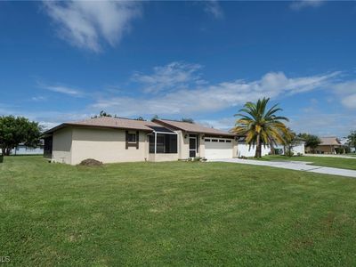 1914 Country Club Blvd, Cape Coral, FL, 33990