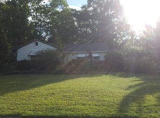 15 Charles Ave, Blackwood, NJ 08012