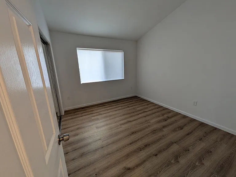 583 Hildale Cir — Photo 9