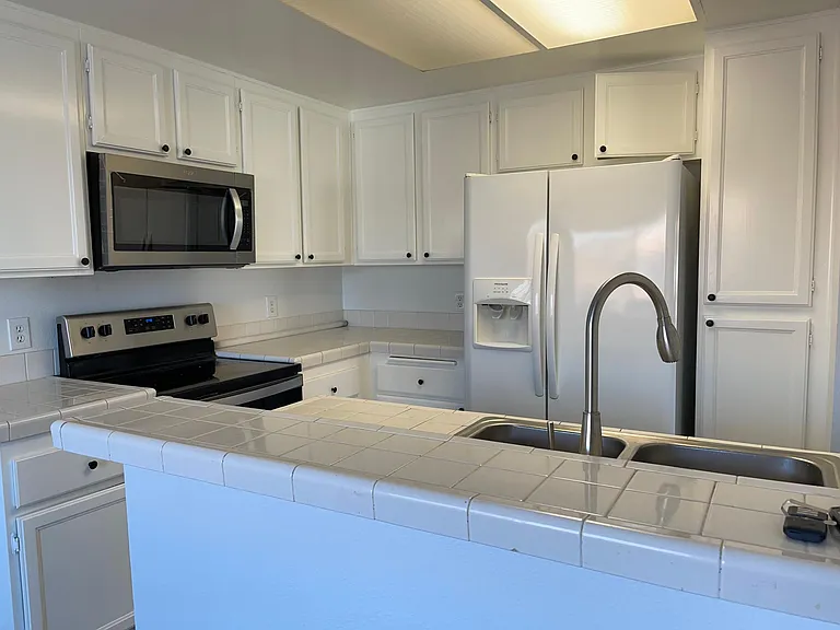 906 S Rancho Santa Fe Rd #A — Photo 5